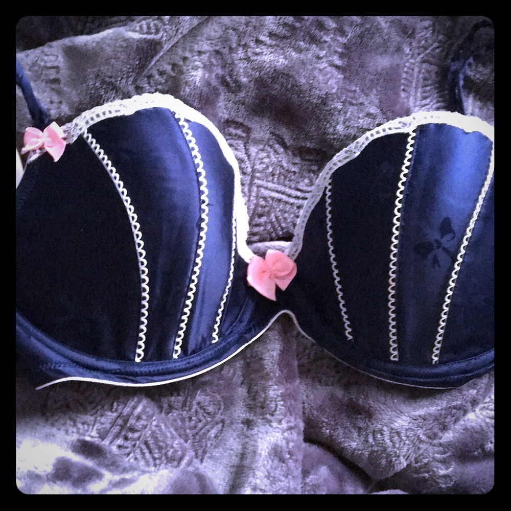 Victoria's Secret 36D Blue Bra